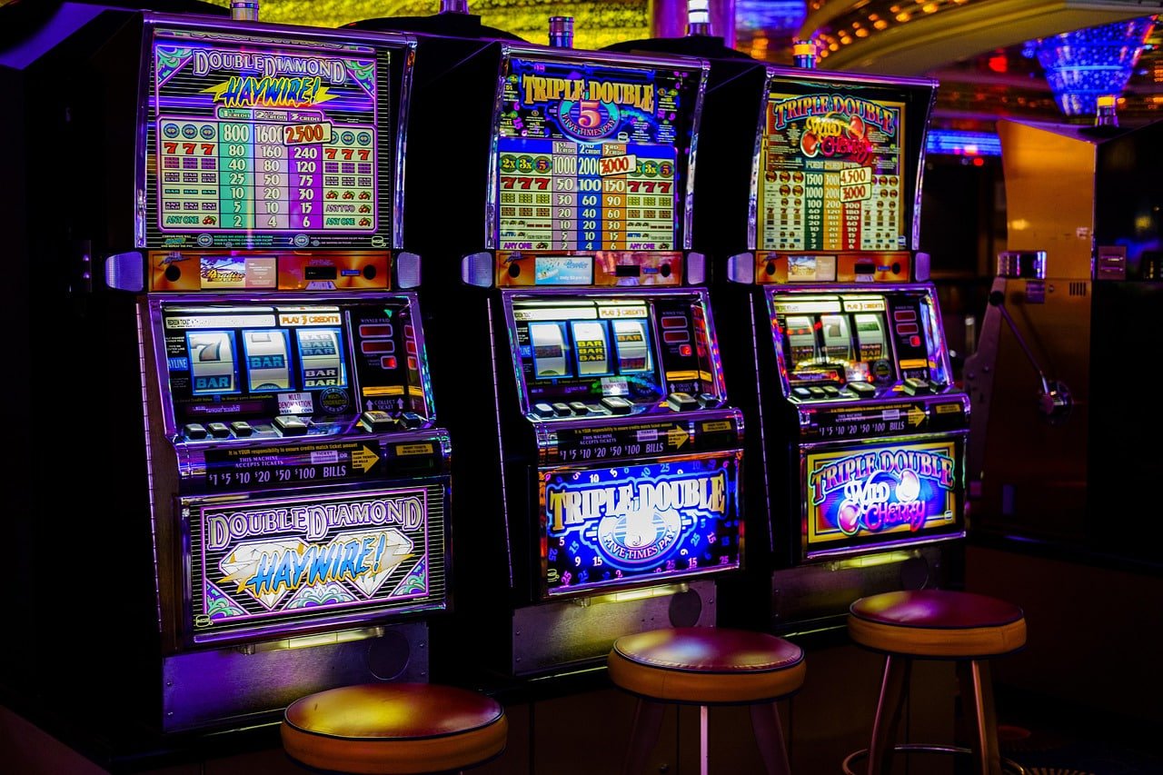 Dashboard Money Train menampilkan cashback mingguan dan saldo akun